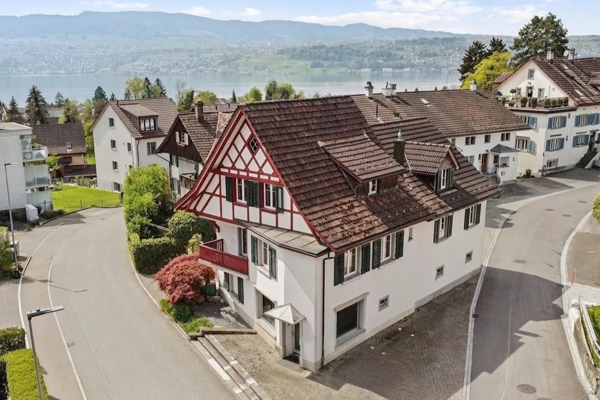 Attractive investment property in a preferred location in Stäfa
