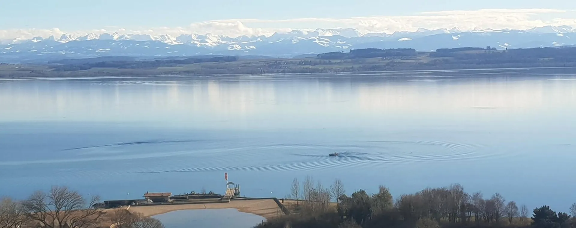 Magnifique attique (Penthouse) avec vue exceptionnelle sur les alpes suisses et lac de Neuchâtel