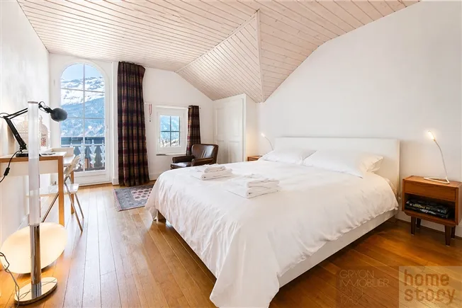 Dachbodenwohnung in Gryon mit Balkon und Alpenblick
