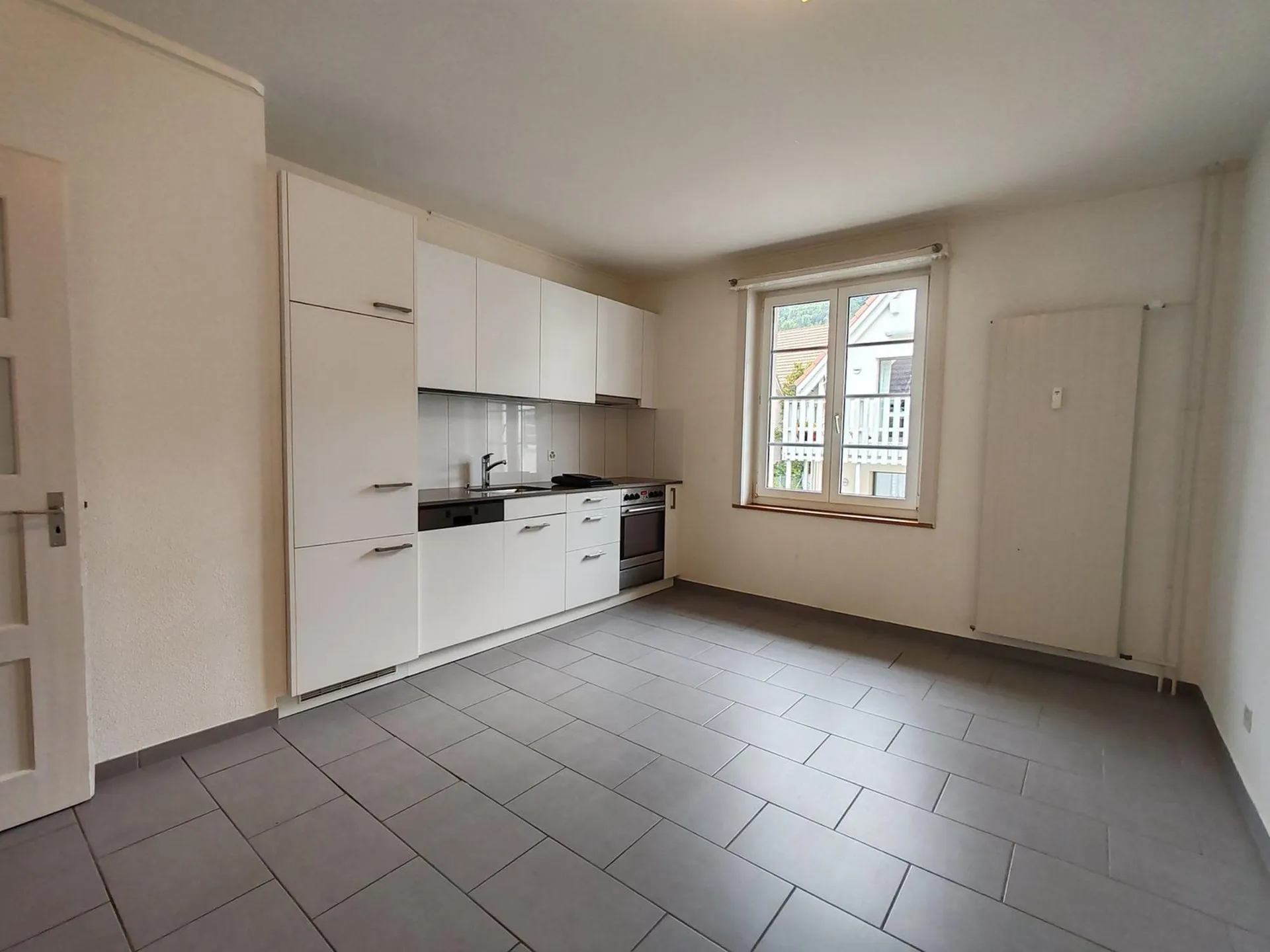 Attraktive 4.5-Zimmer-Wohnung mit Balkon direkt an der Birs in Grellingen