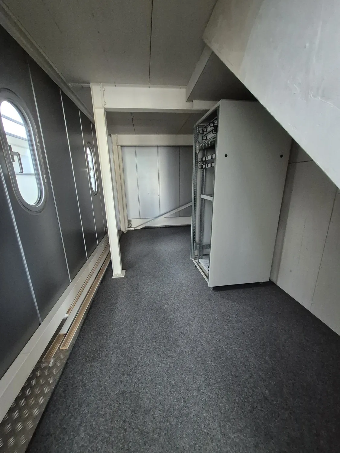 Image 9