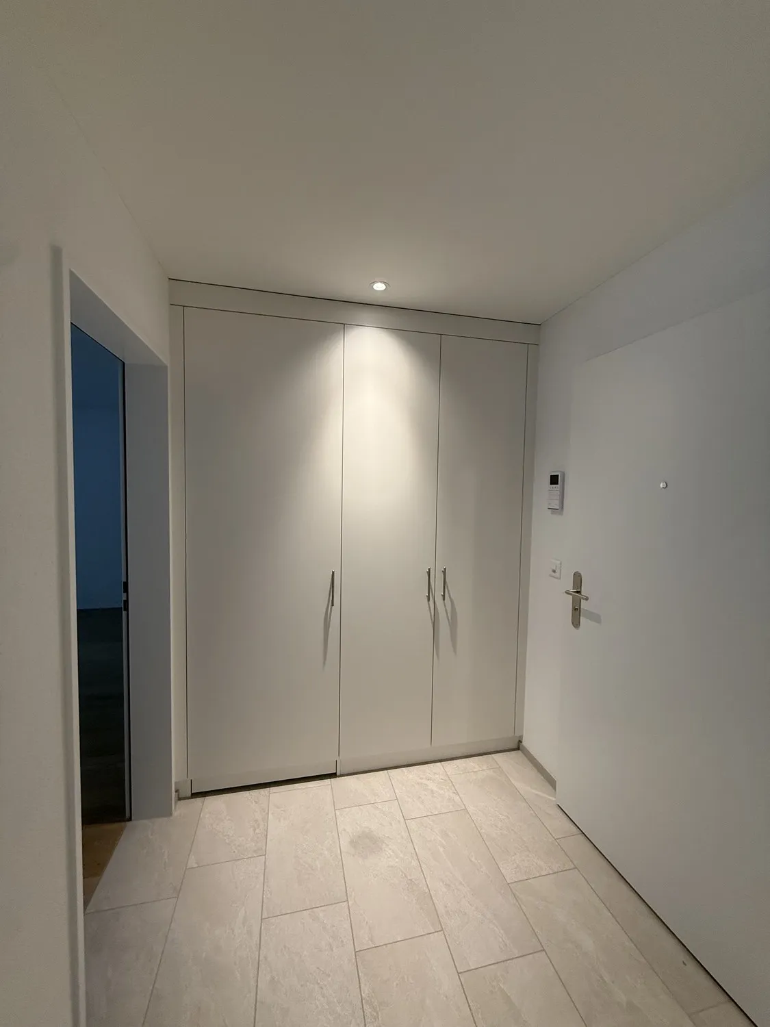 Moderne 2.5-Zimmer-Neubau-Wohnung in Zürich Seebach
