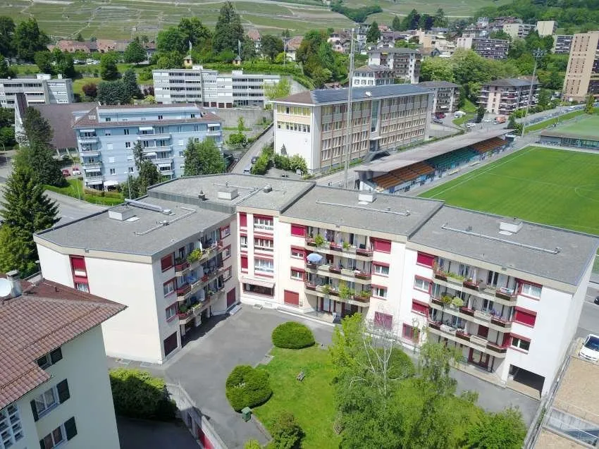 Image 10