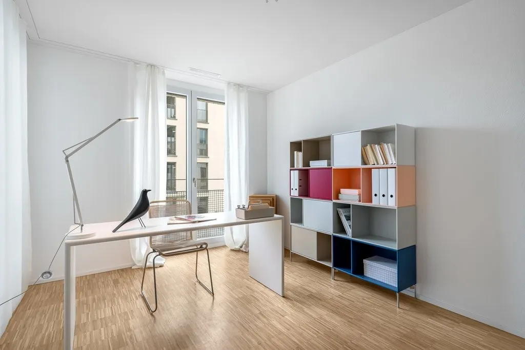 Image 4