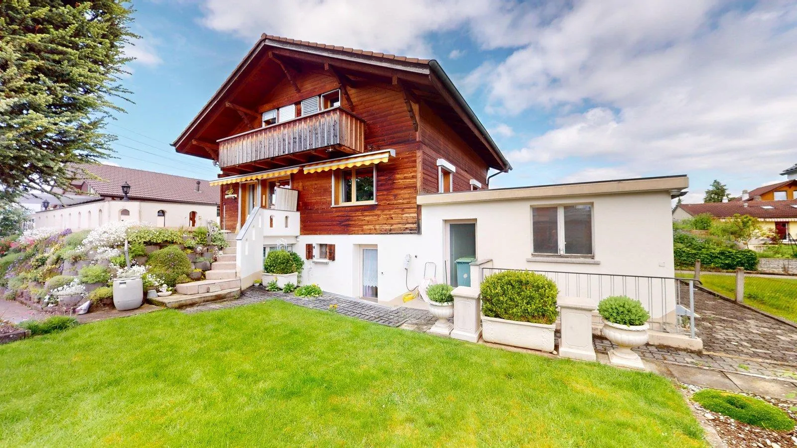 AgentSelly - Wohnoase mit Charme und grossem Garten