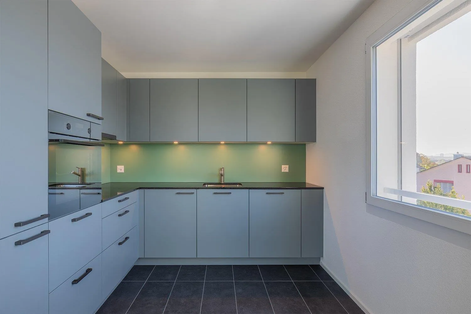 Modernes Ambiente; Wohnung mit grossem Balkon mitten in Zollikofen