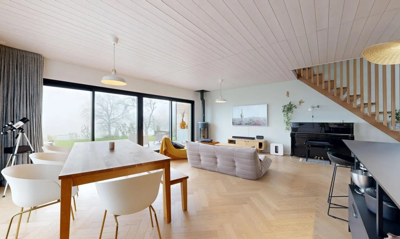 Splendide villa neuve avec vue sur le Lac