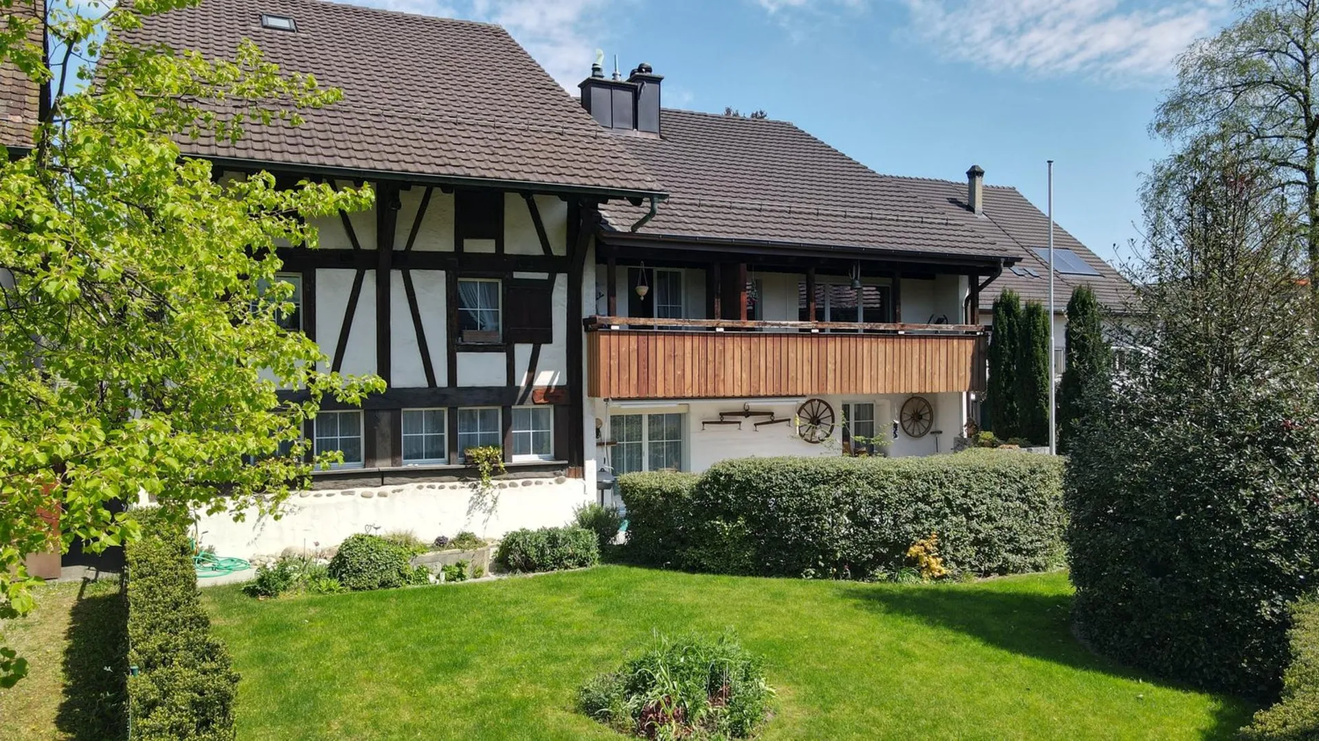 Objet de prédilection avec potentiel de rendement locatif dans un emplacement calme et central à Dietlikon