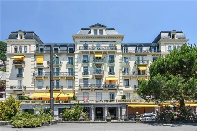 Schönes Appartement mit Seeblick
