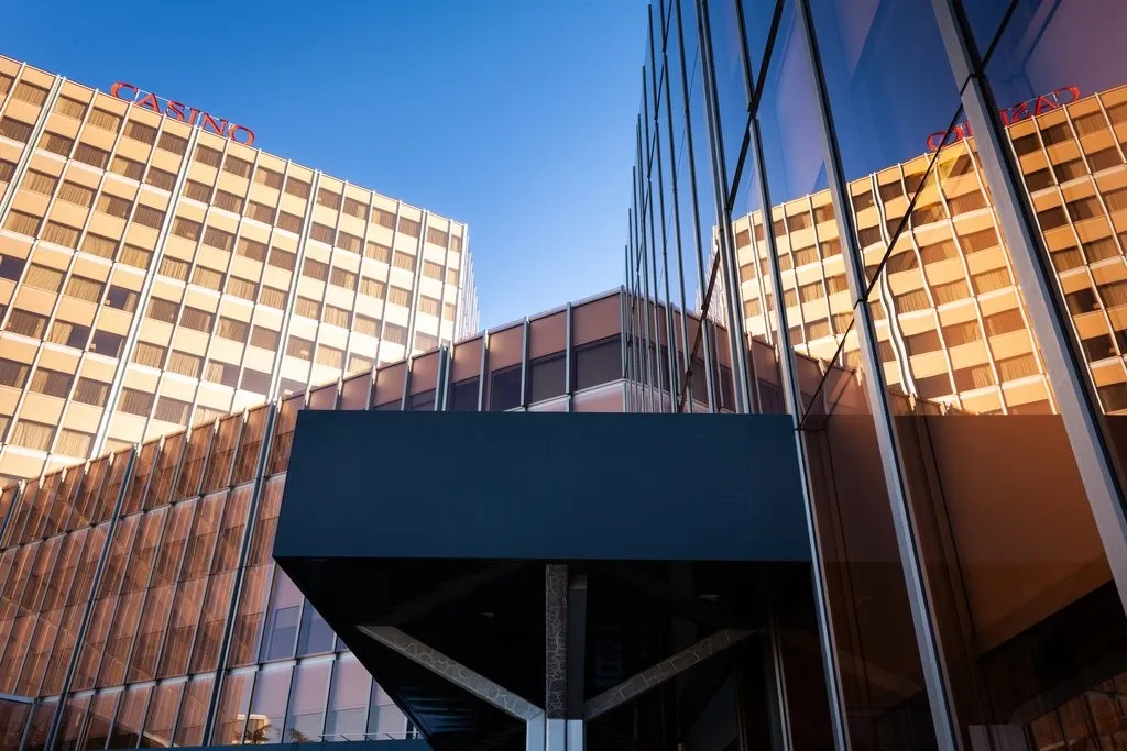 Bureaux rénovés de 161 m2 au 5ème étage