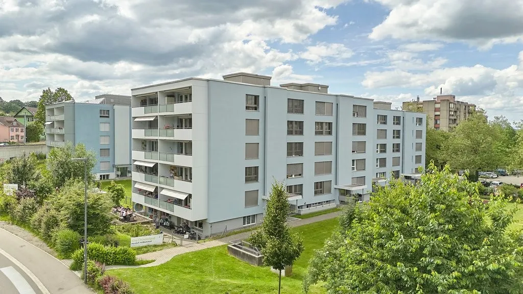Moderne 2-Zimmer-Wohnung mit grossem Balkon!
