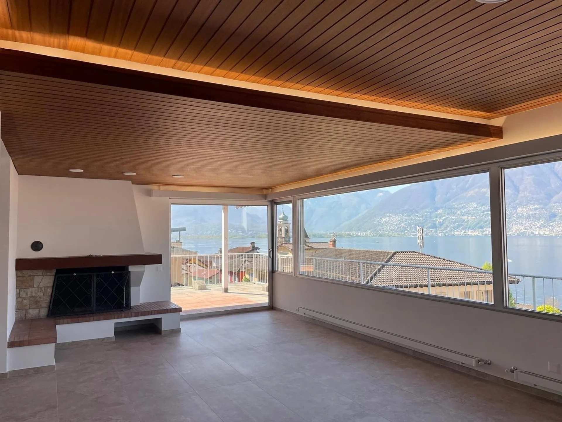 Luminosi appartamenti di 3.5 locali a Vira (Gambarogno) – PIENA VISTA LAGO!