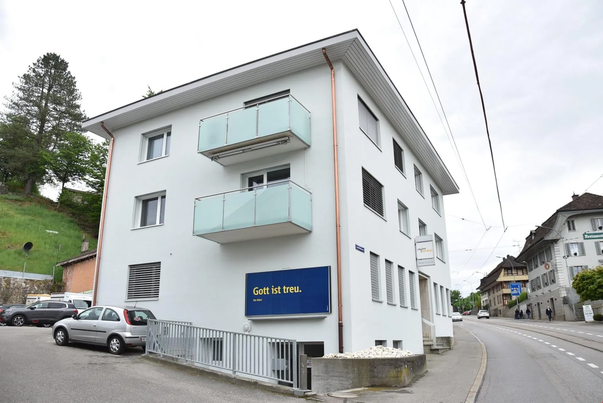 Image 10