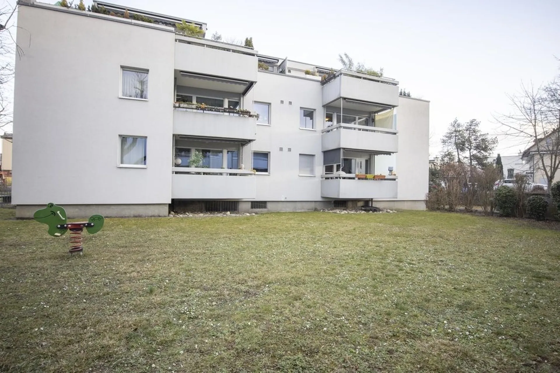 Cozy apartment in a green area