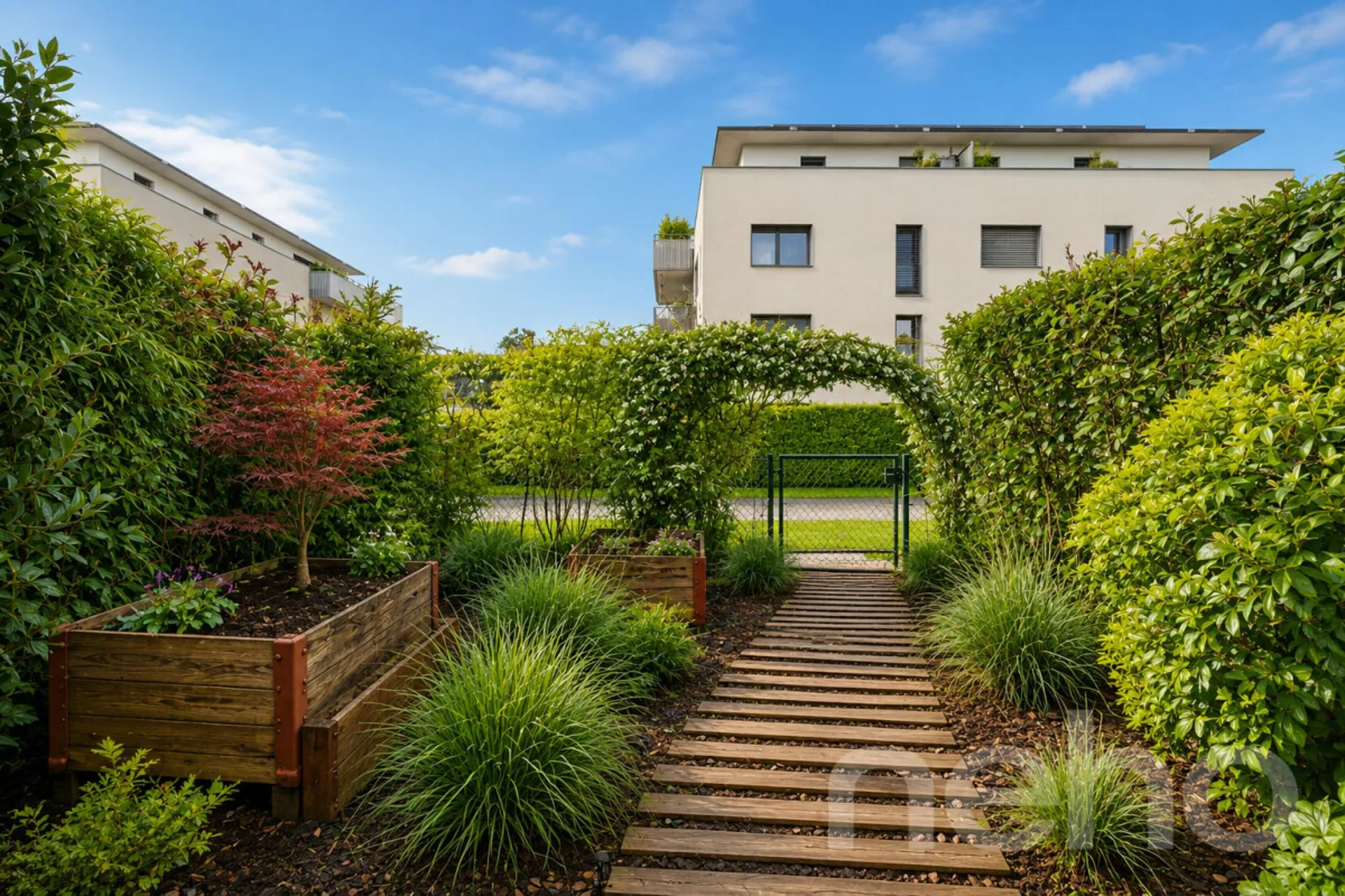 Idéalement situé avec un beau jardin - CASATAX