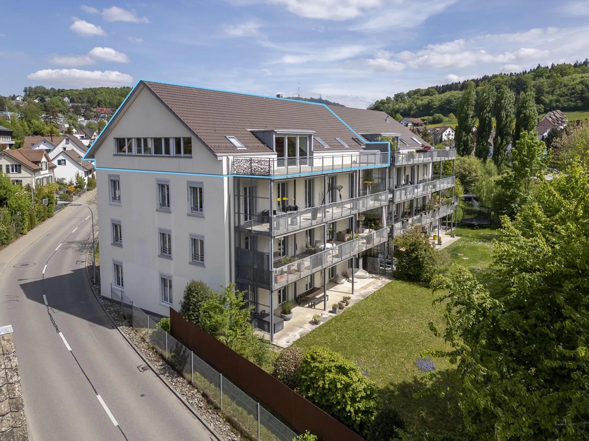 Living in the heart of Birmensdorf: Unique loft apartment