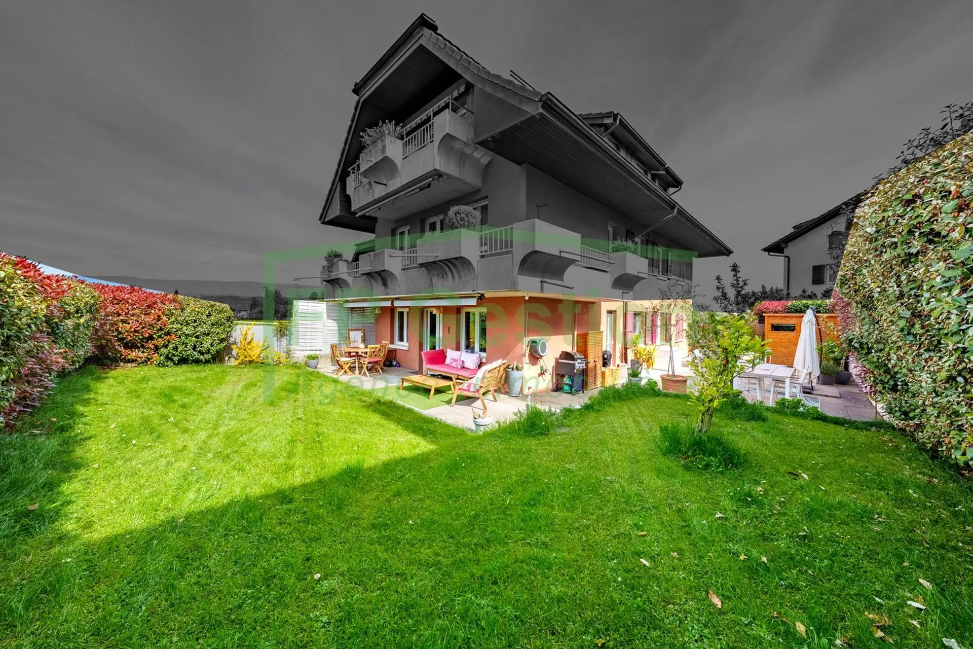 Luminineux et confortable appartement de 4 pièces avec jardin à vendre