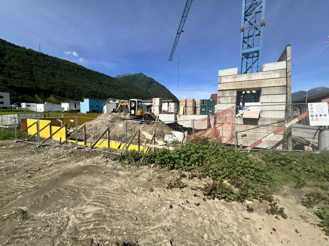Image 9