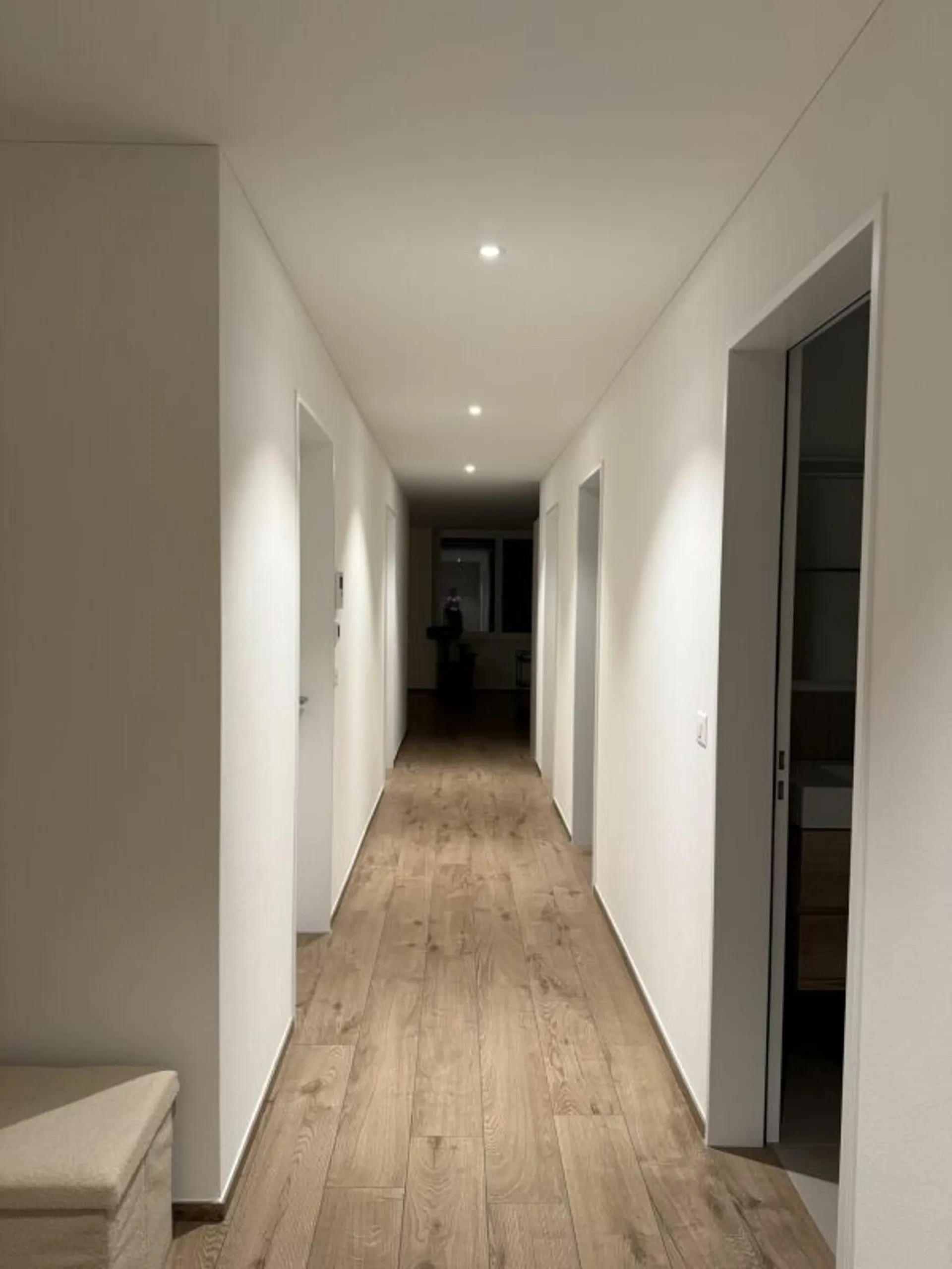 Moderne 4.5-Zimmer Neubauwohnung mit Balkon & Top-Ausstattung - Nachmieter gesucht