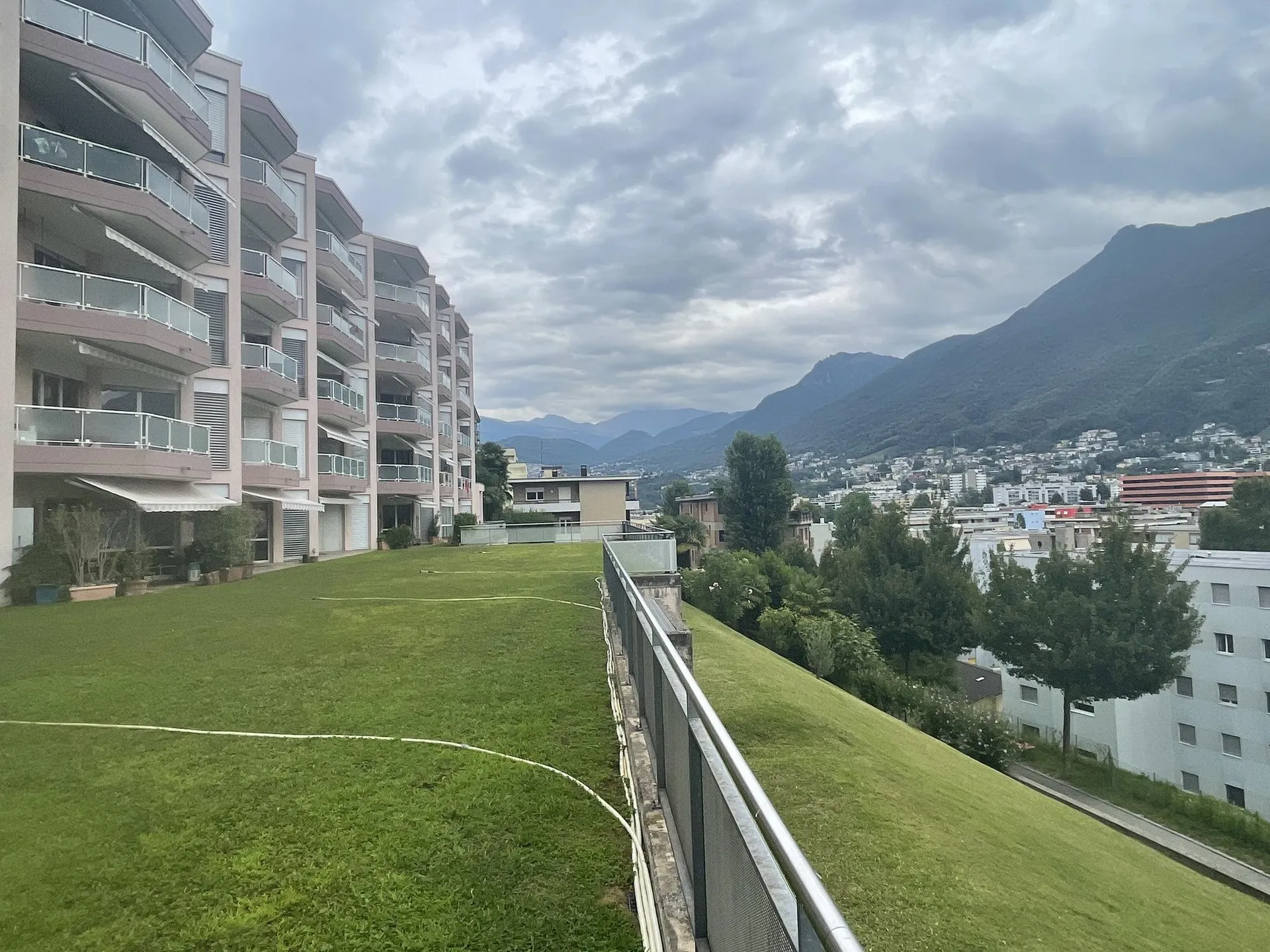 Image 12