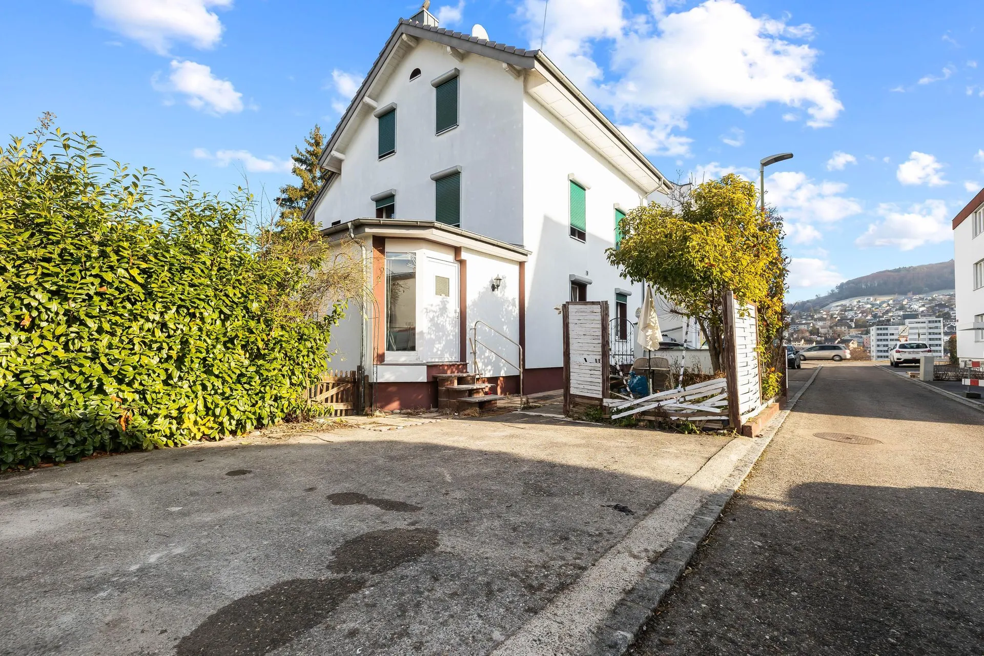 MFH mit 3 Einheiten, zentrale Lage in Frenkendorf - kaufen