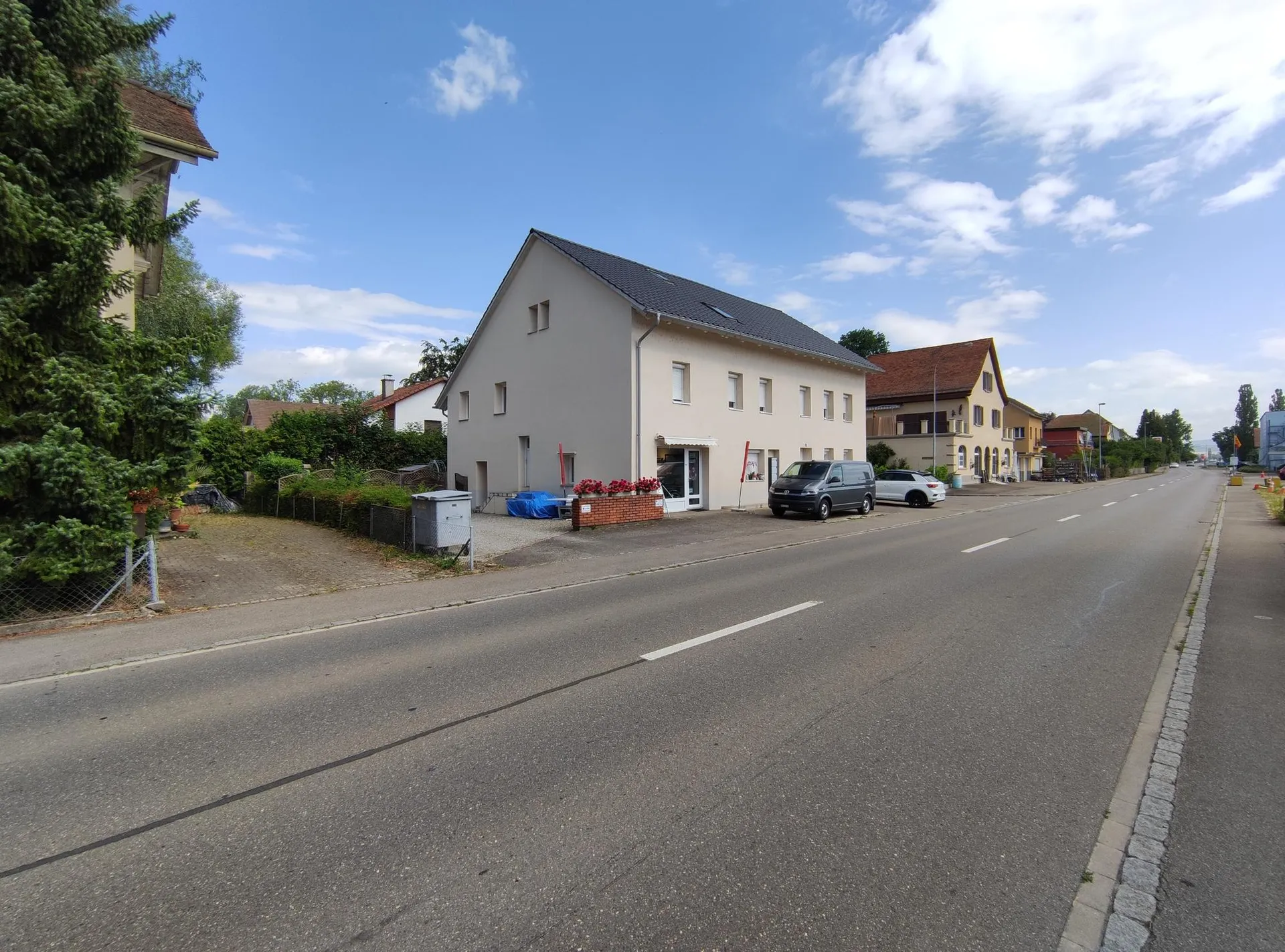 Vollvermietetes Mehrfamilienwohnhaus zu verkaufen...