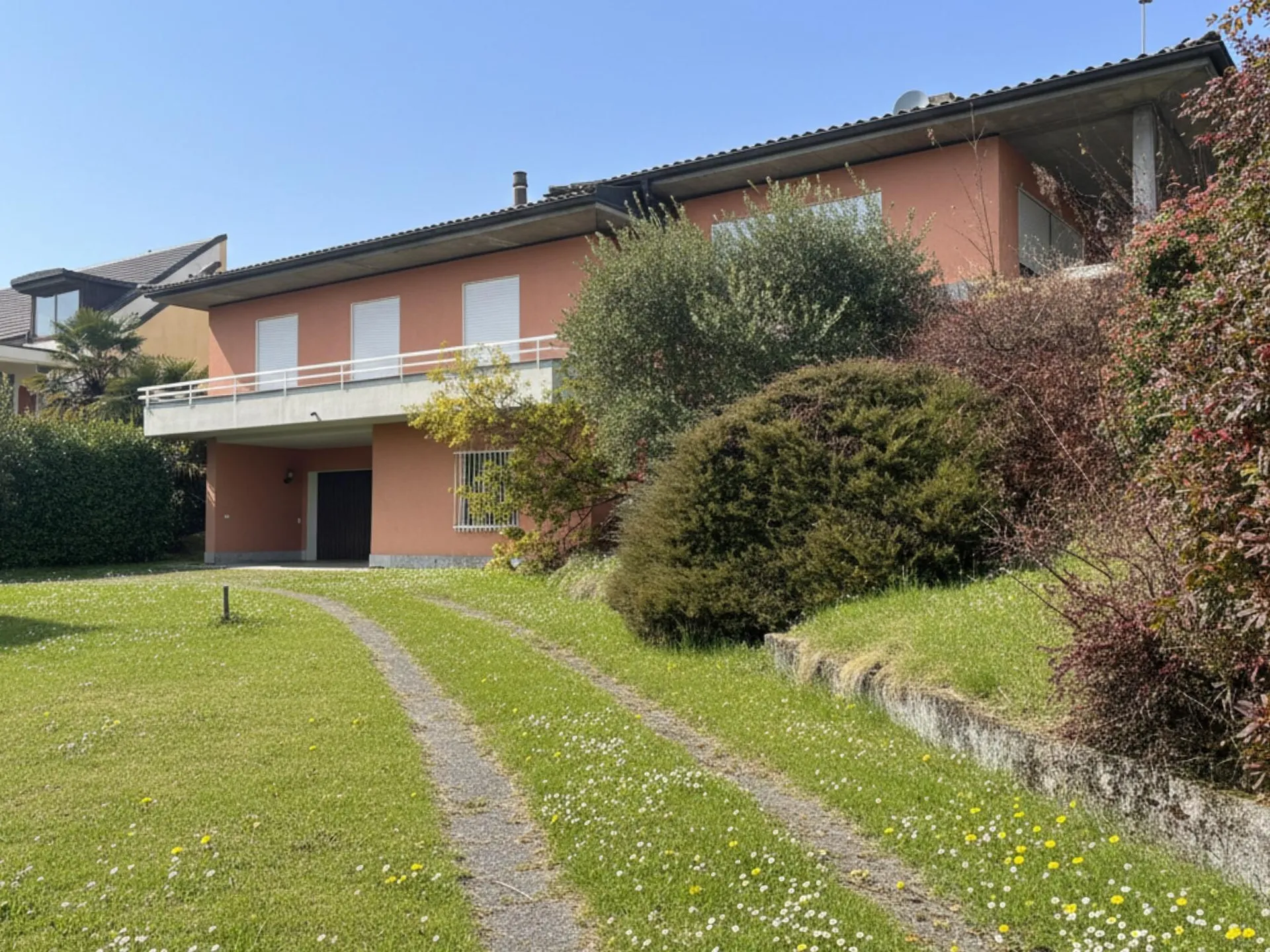 LA TUA CASA CON GRANDE GIARDINO E VISTA MOZZAFIATO