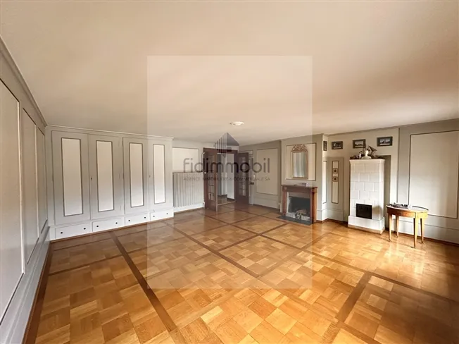 Prächtige 4.5-Zimmer-Wohnung in der Innenstadt