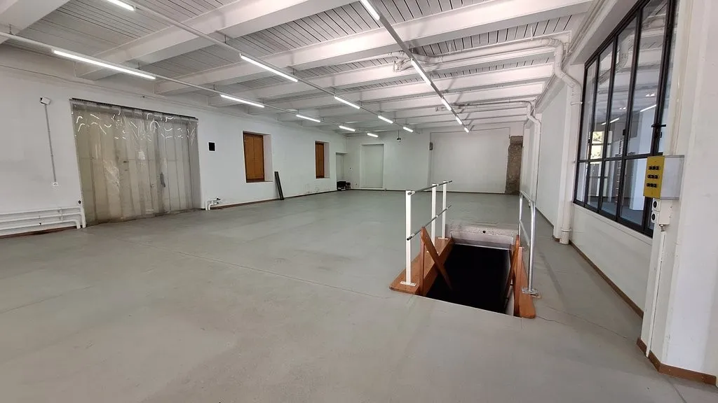 Image 6