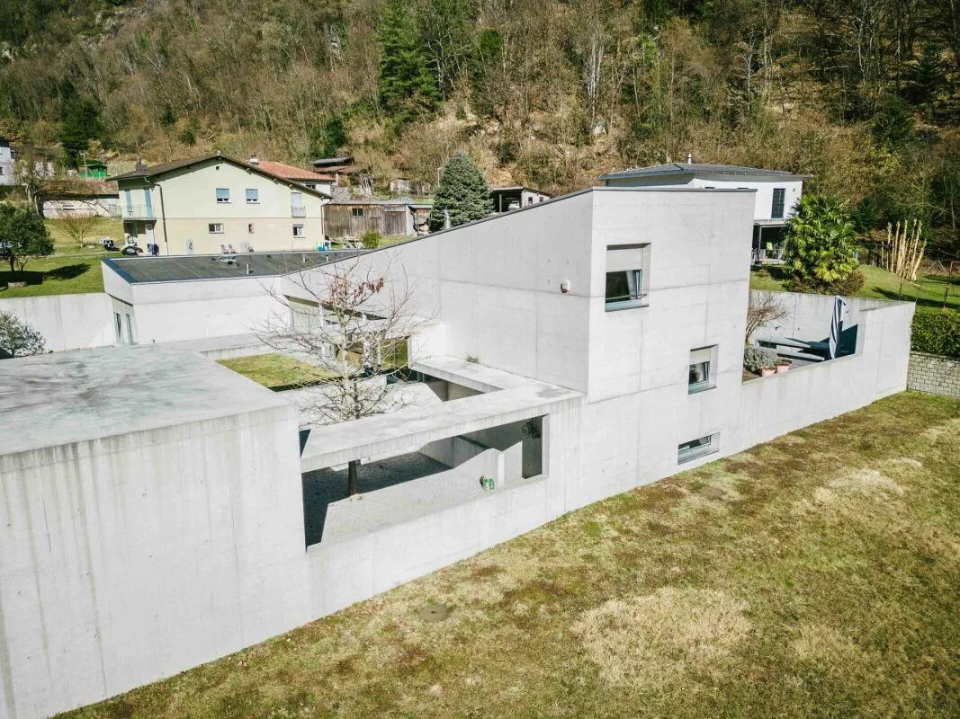 Image 8