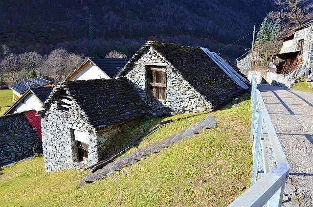Image 12