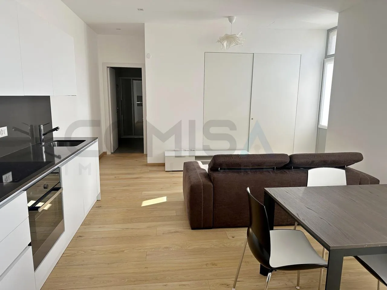 LUGANO CENTRO Appartamento 2.5 locali in Palazzo storico