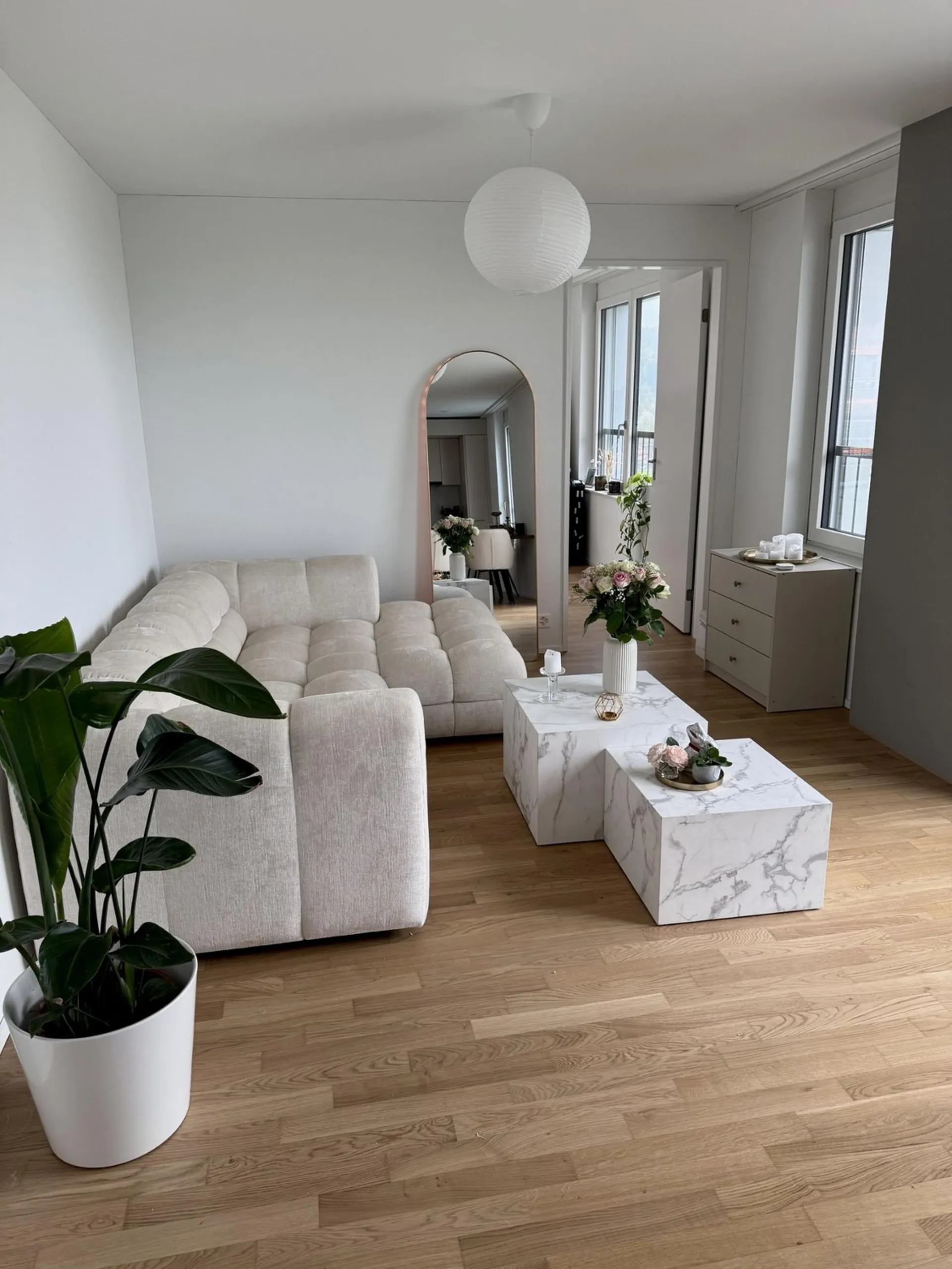 moderne 2.5-Zimmer Wohnung mit Weitblick im 16. Stock