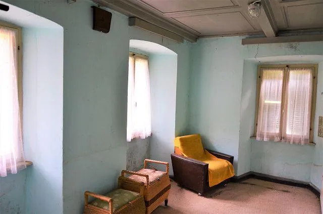Image 11