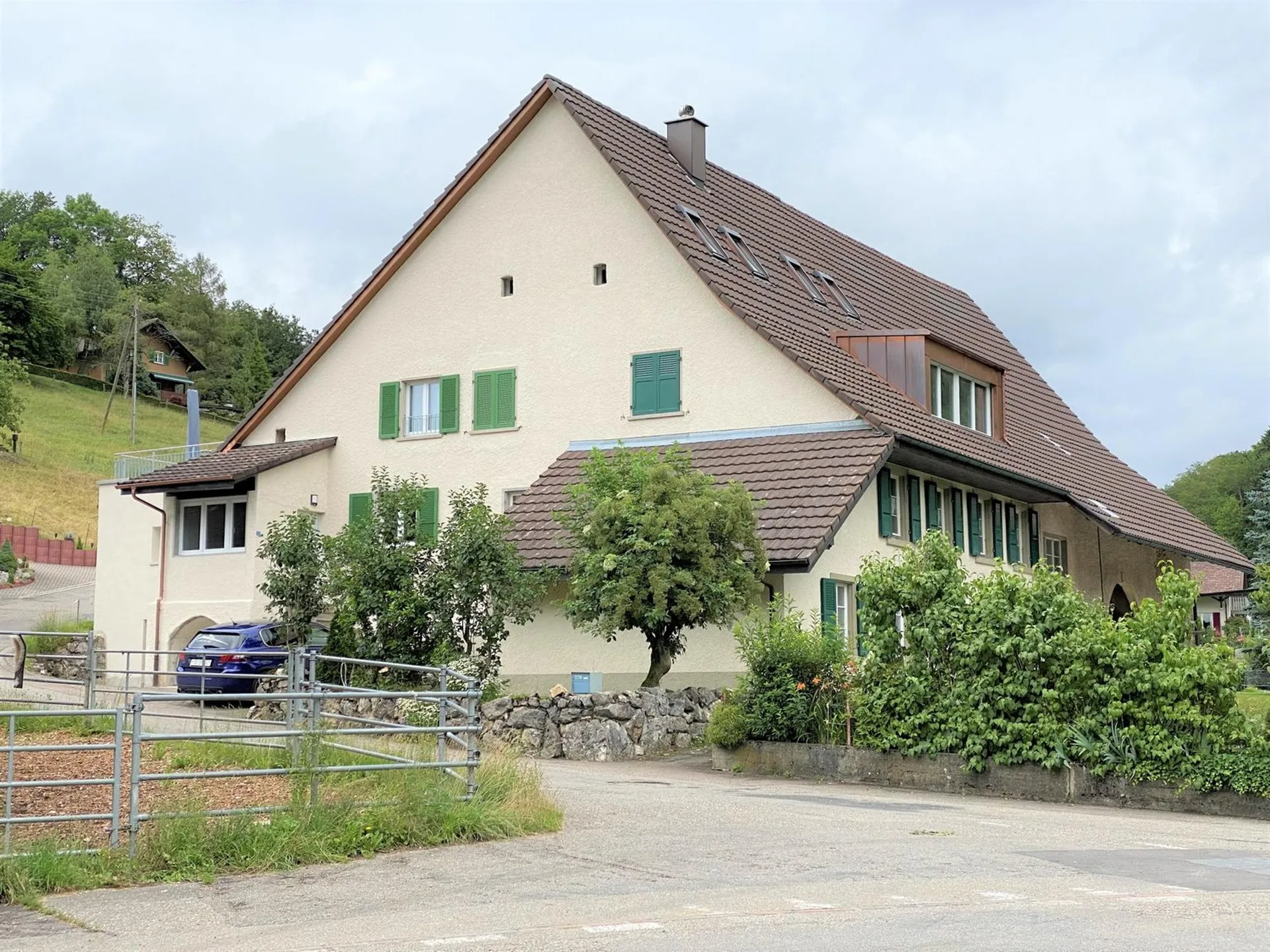 Beautiful old building apartment in Nunningen