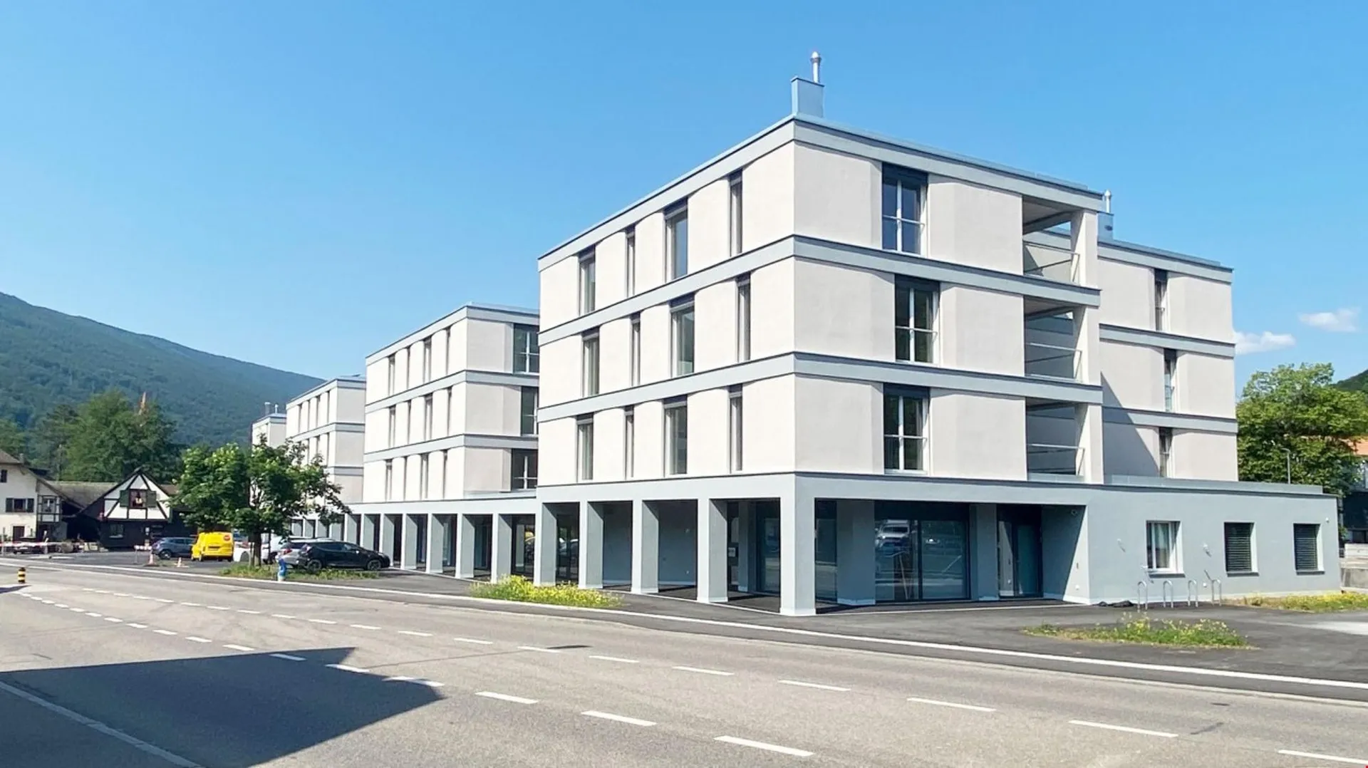 Besondere Wohnung mit hohem Wohnraum