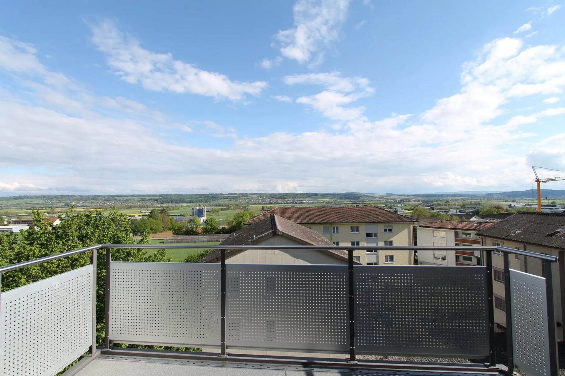 Charmante 1.5-Zimmer-Wohnung mit Balkon und schöner Aussicht in Grenchen