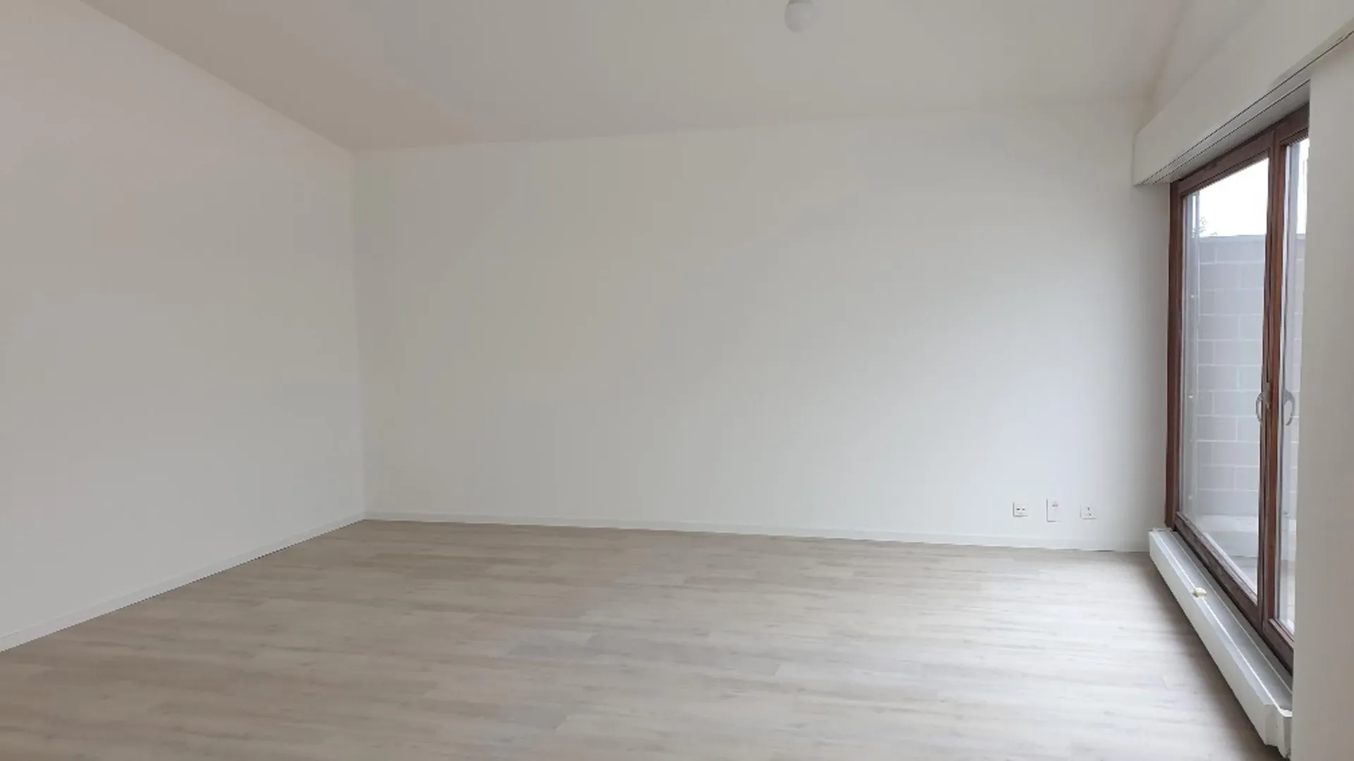 Helle, freundliche und optimal gelegene 2-Zimmerwohnung (St. Johann)