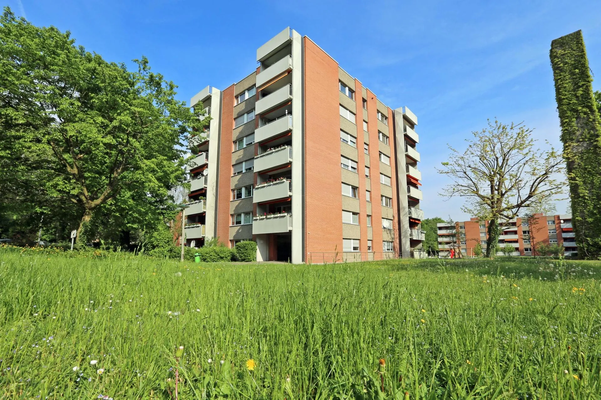 Habiter au parc ? Bonheur de vivre modernisé au Teichweg 17