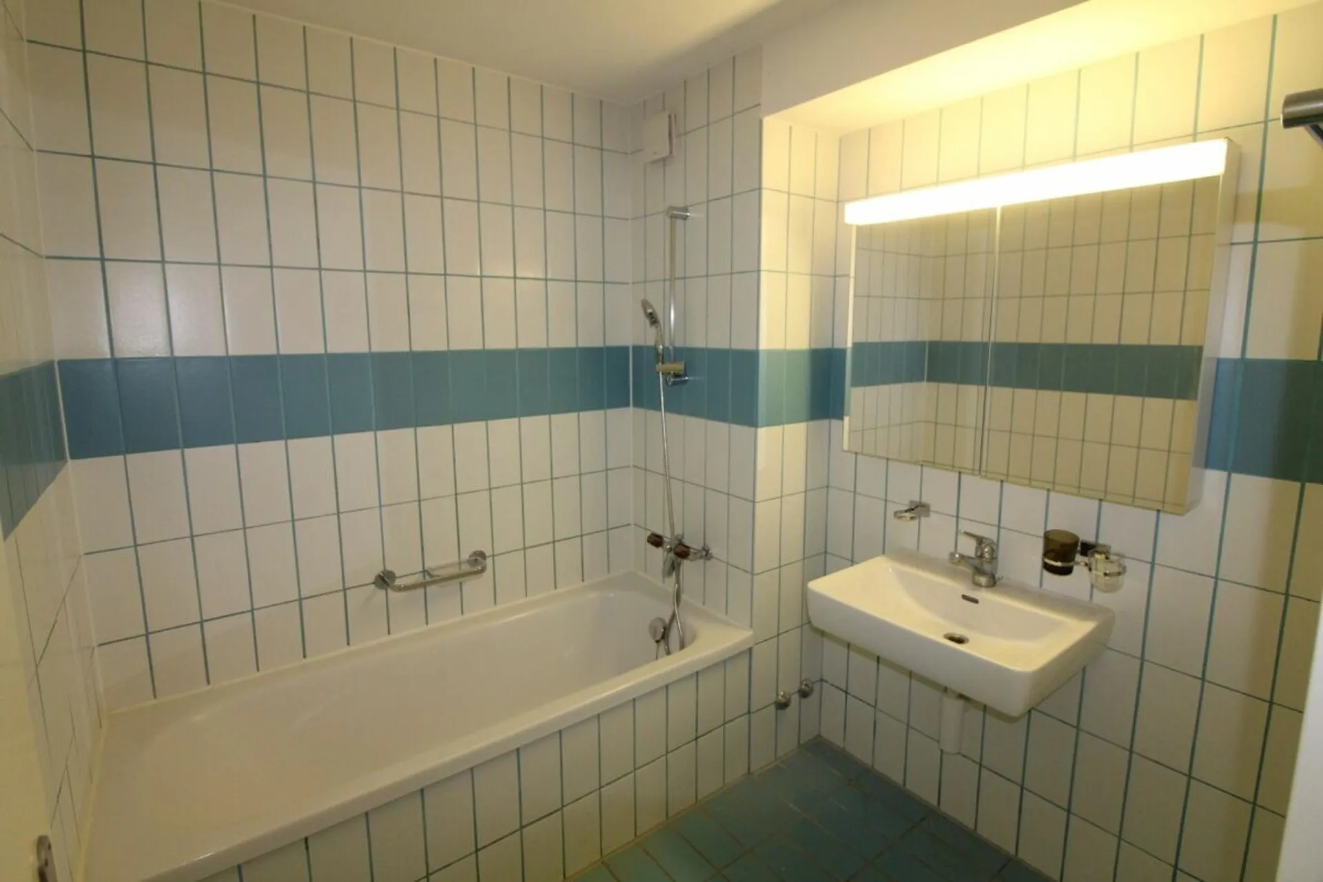 Image 6