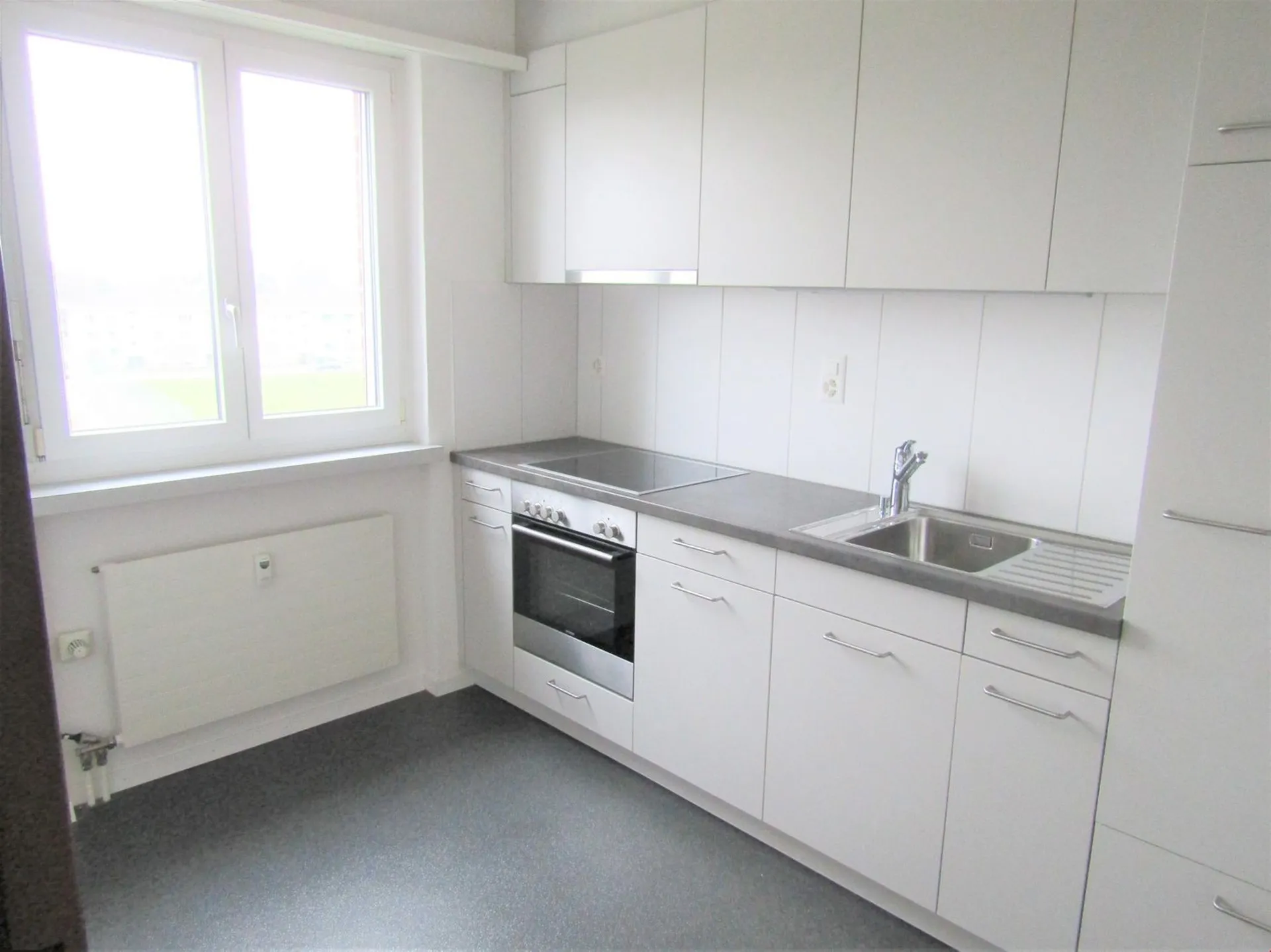 Alterswohnungen Muttenz, 2-Zimmer-Wohnung mit Balkon und Lift