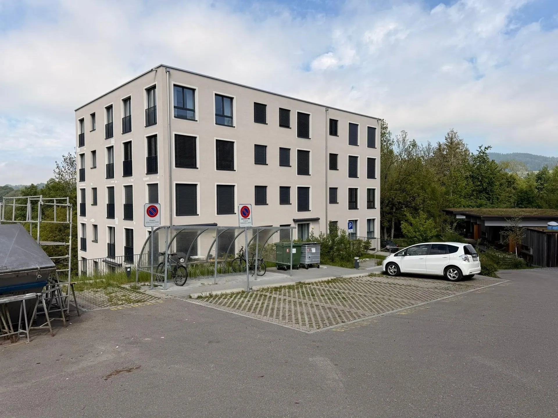 Nachmieter gesucht: Moderne 2.5-Zimmer-Wohnung in St. Gallen zu vermieten.