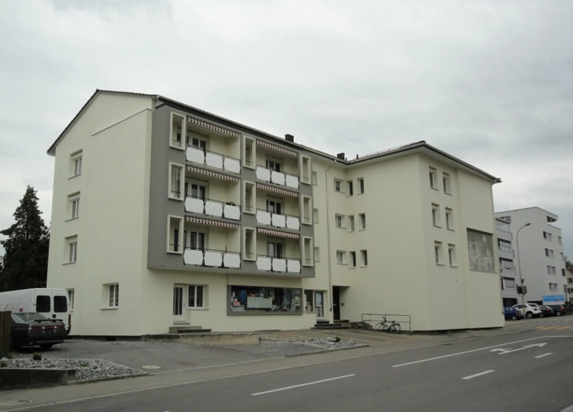 "moderne 2-Zimmerwohnung an zentraler Lage mit Balkon"
