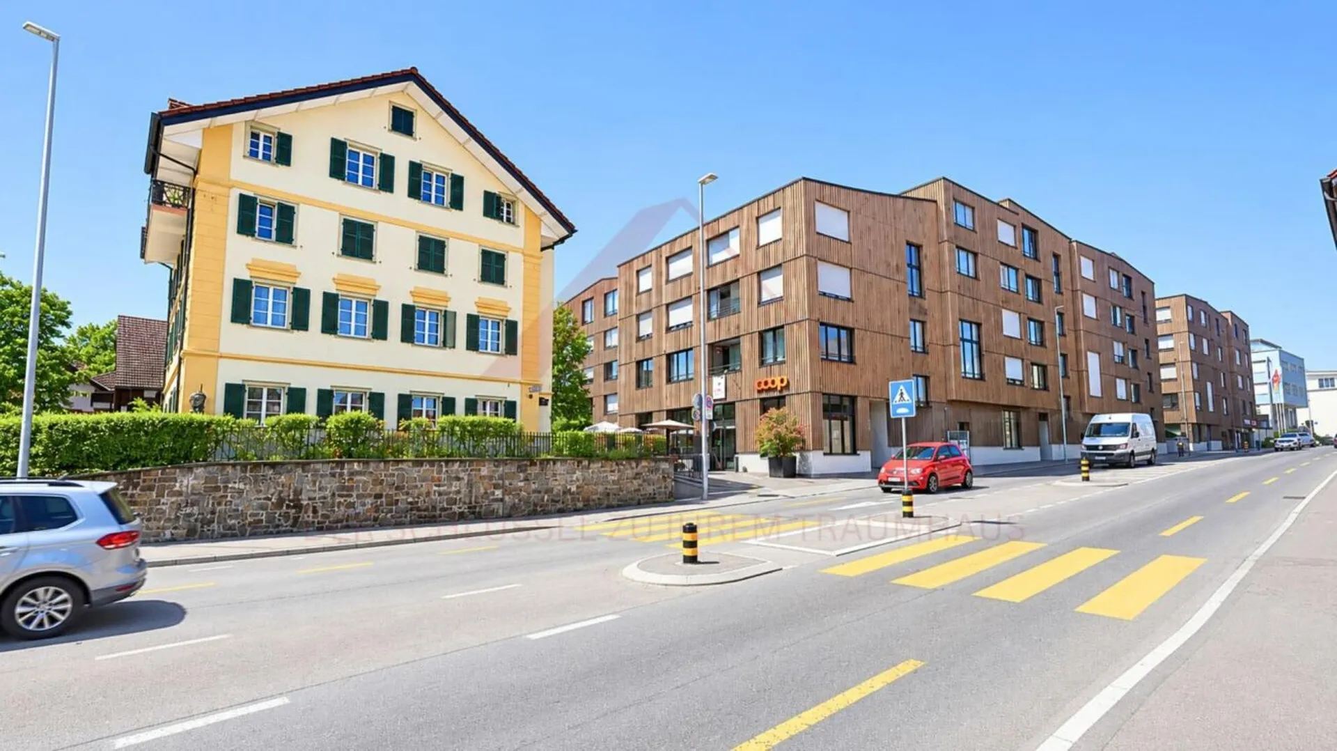 Maisonette di 5,5 locali elegante con loggia, cucina design e standard Minergie in una posizione centrale