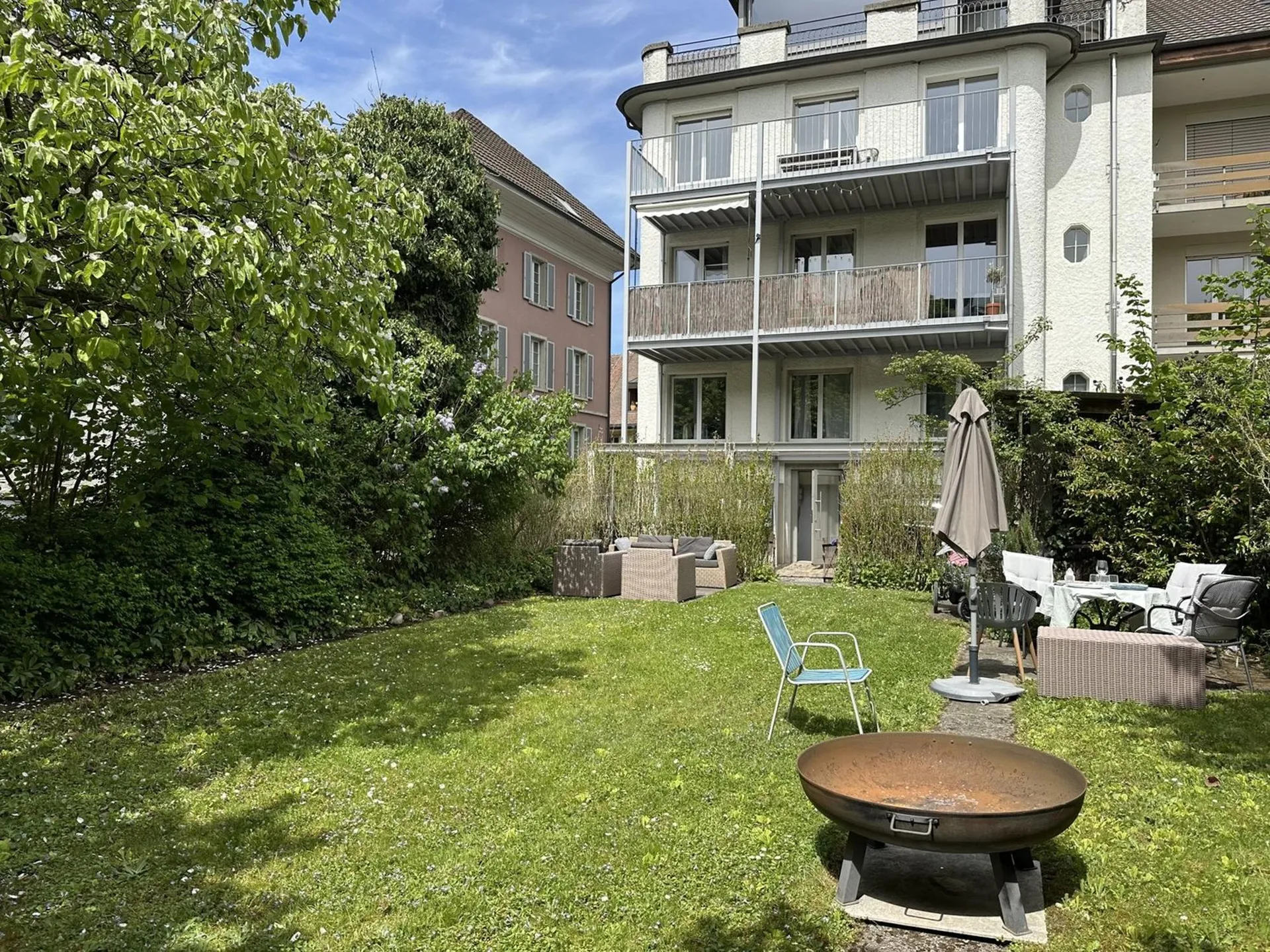 JETZT zu mieten - 4 Zimmer-Whg mit Charme, Garten