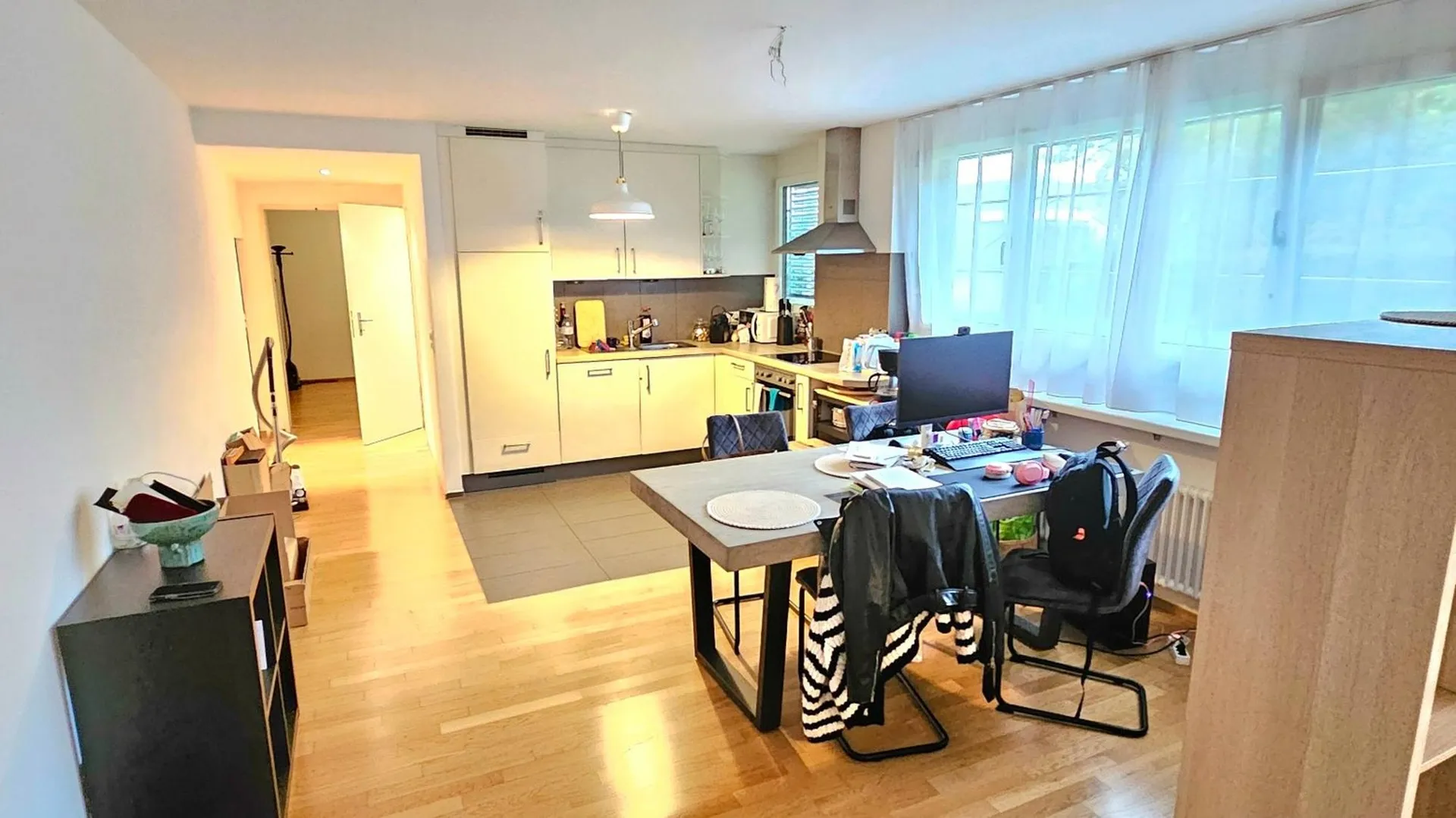 Charmant appartement 2.5 pièces à Allschwil avec garage