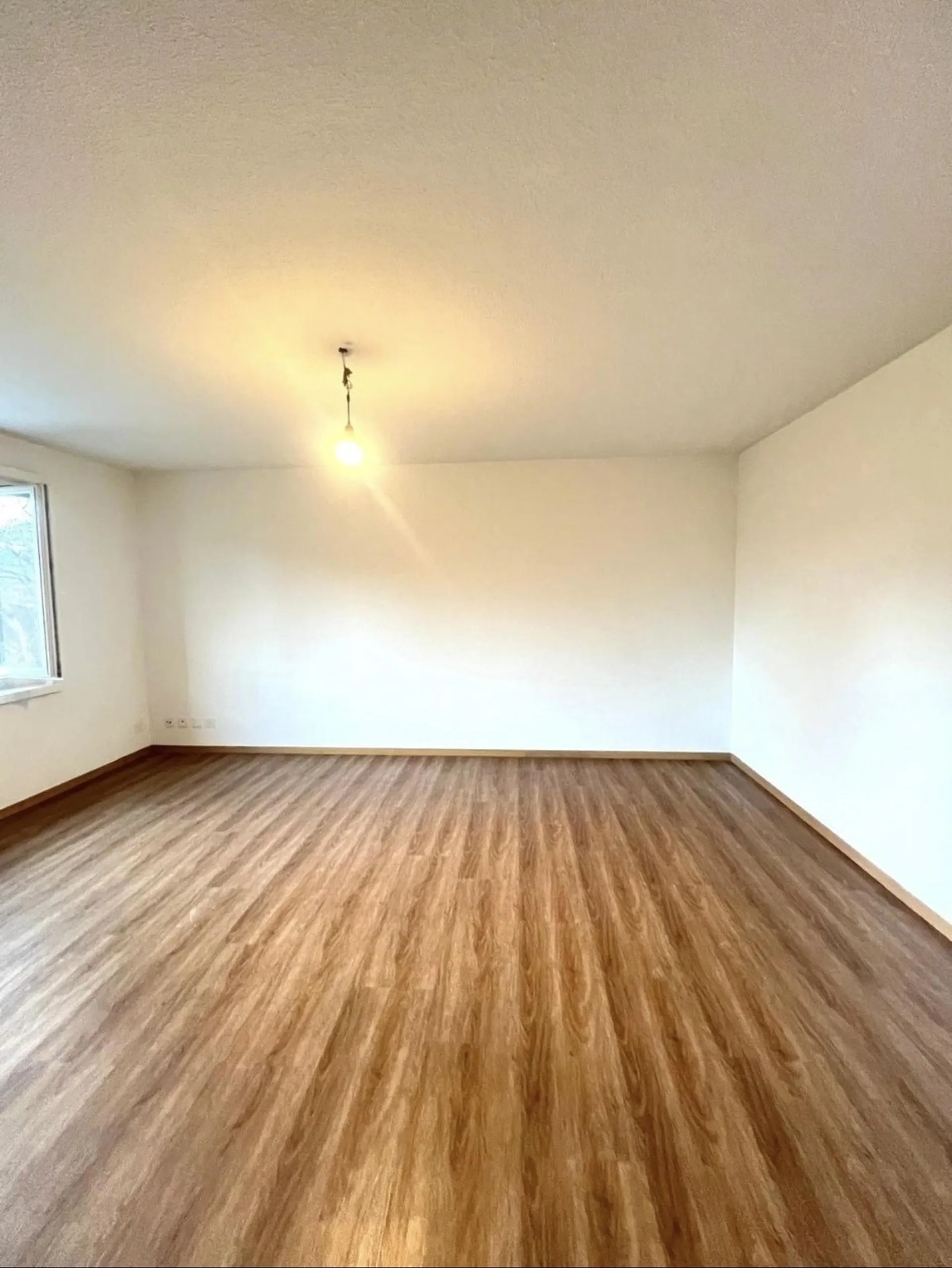 Mieter für 1,5-Zimmer-Wohnung in Baden gesucht