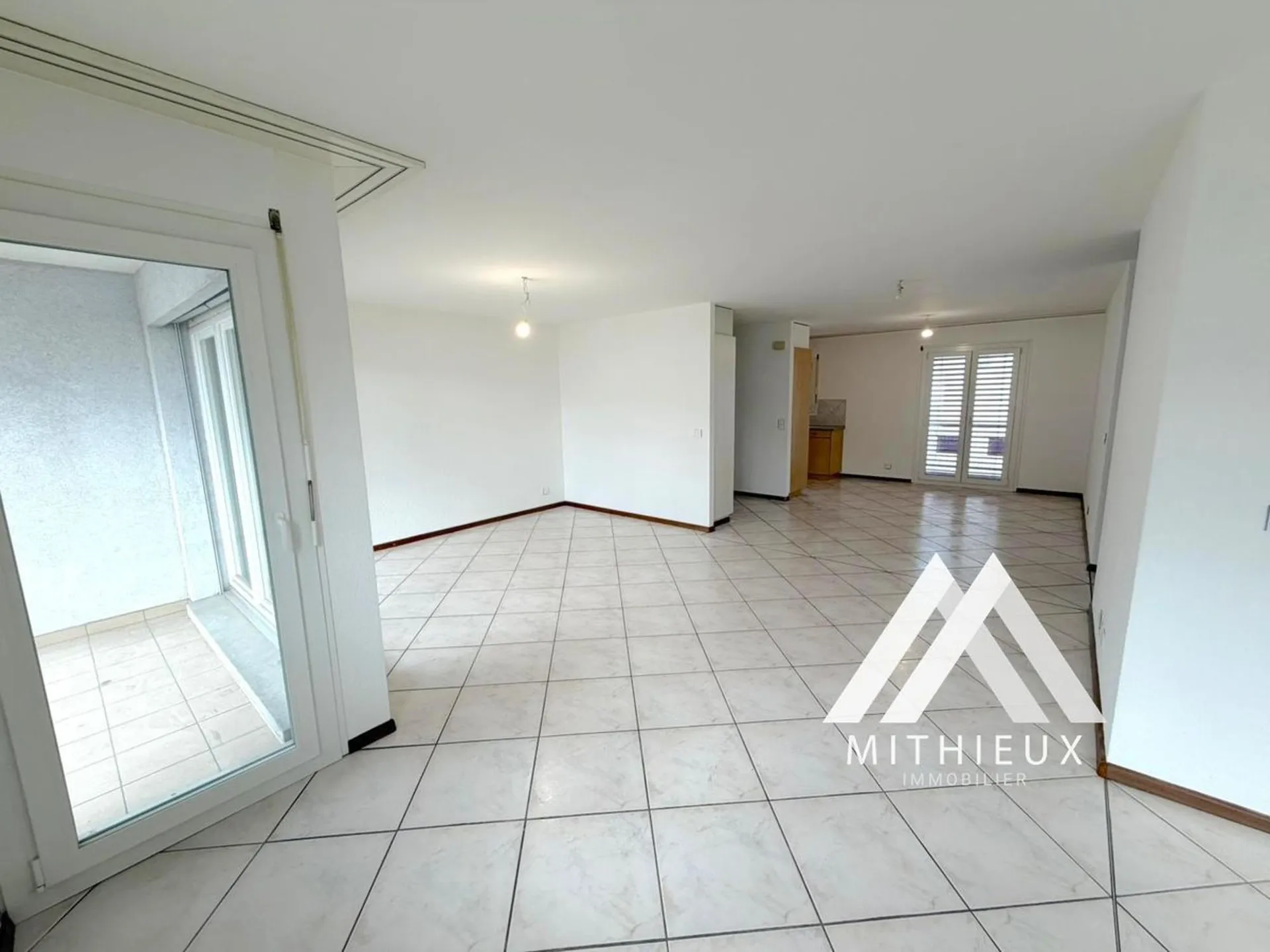 À louer - Appartement 4.5 pièces idéalement situé à Conthey