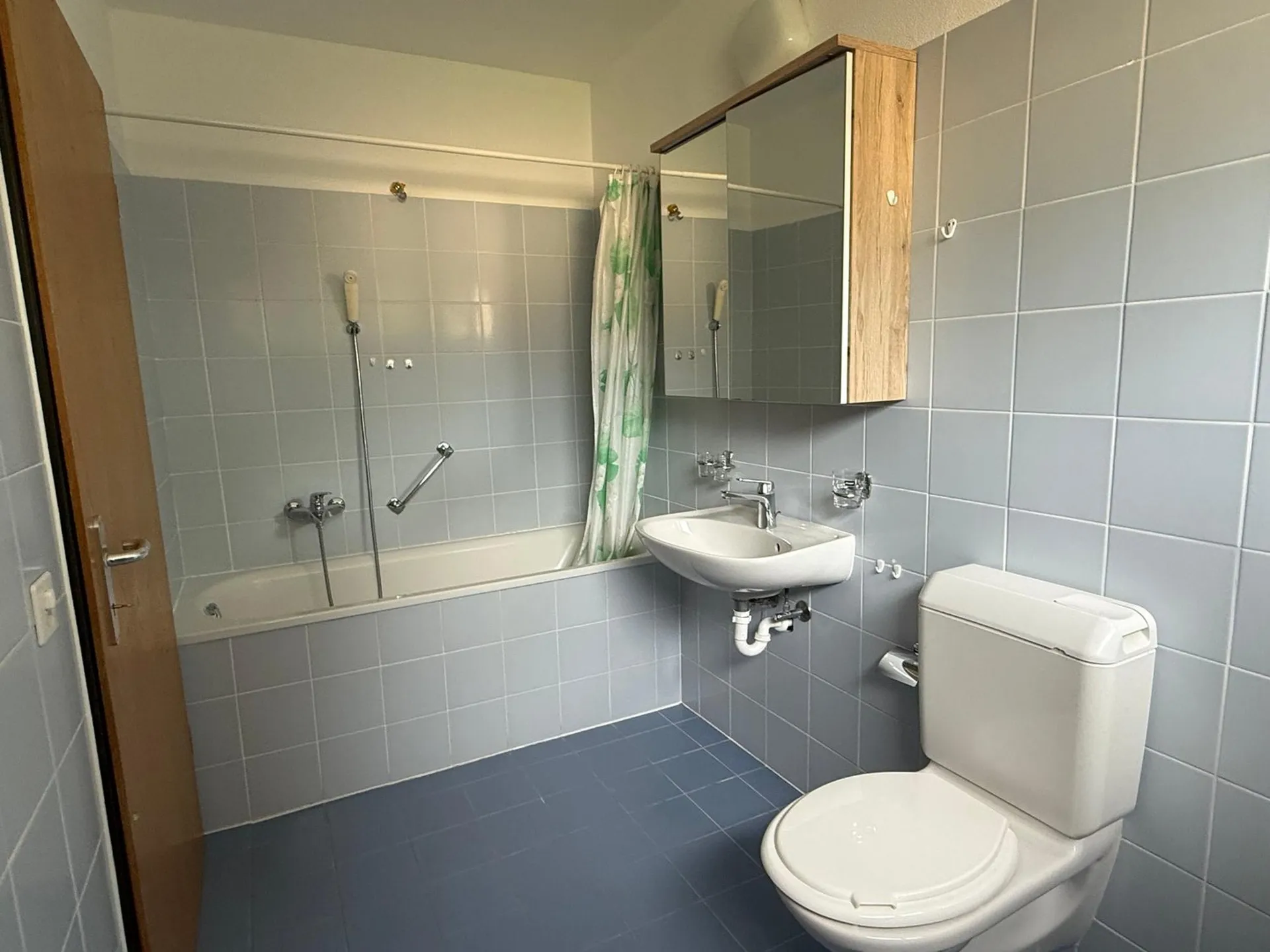 Image 7