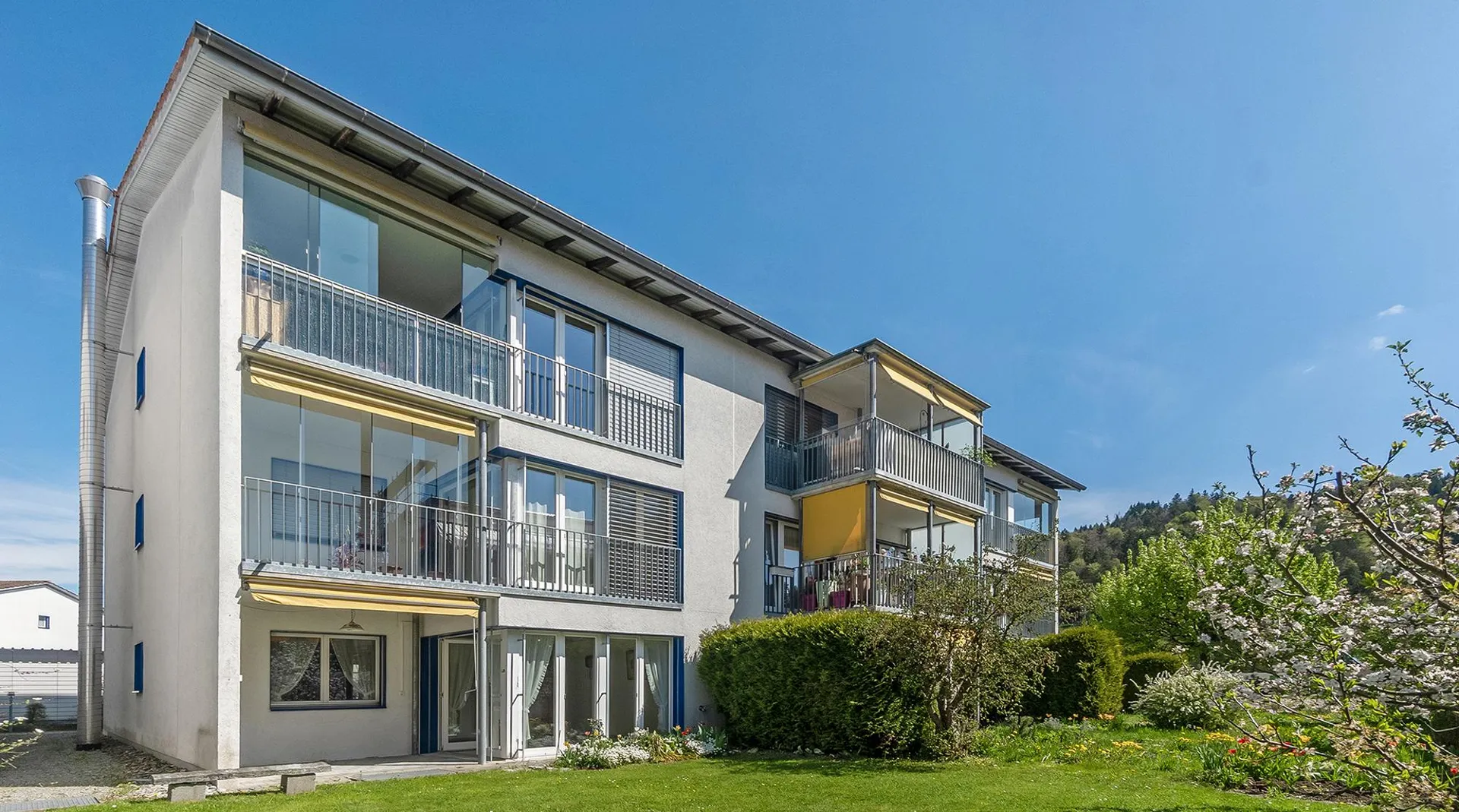 Licht, Garten, Lebensqualität - Attraktive Wohnung an ruhiger Lage